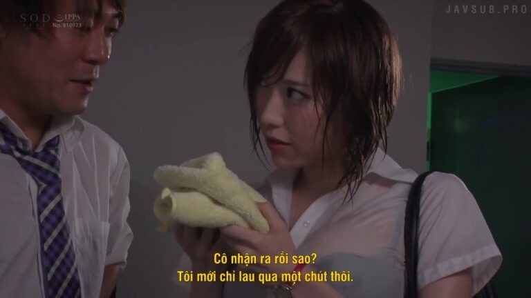 Cơn mưa bất chợt và ngày tăng ca sung sướng